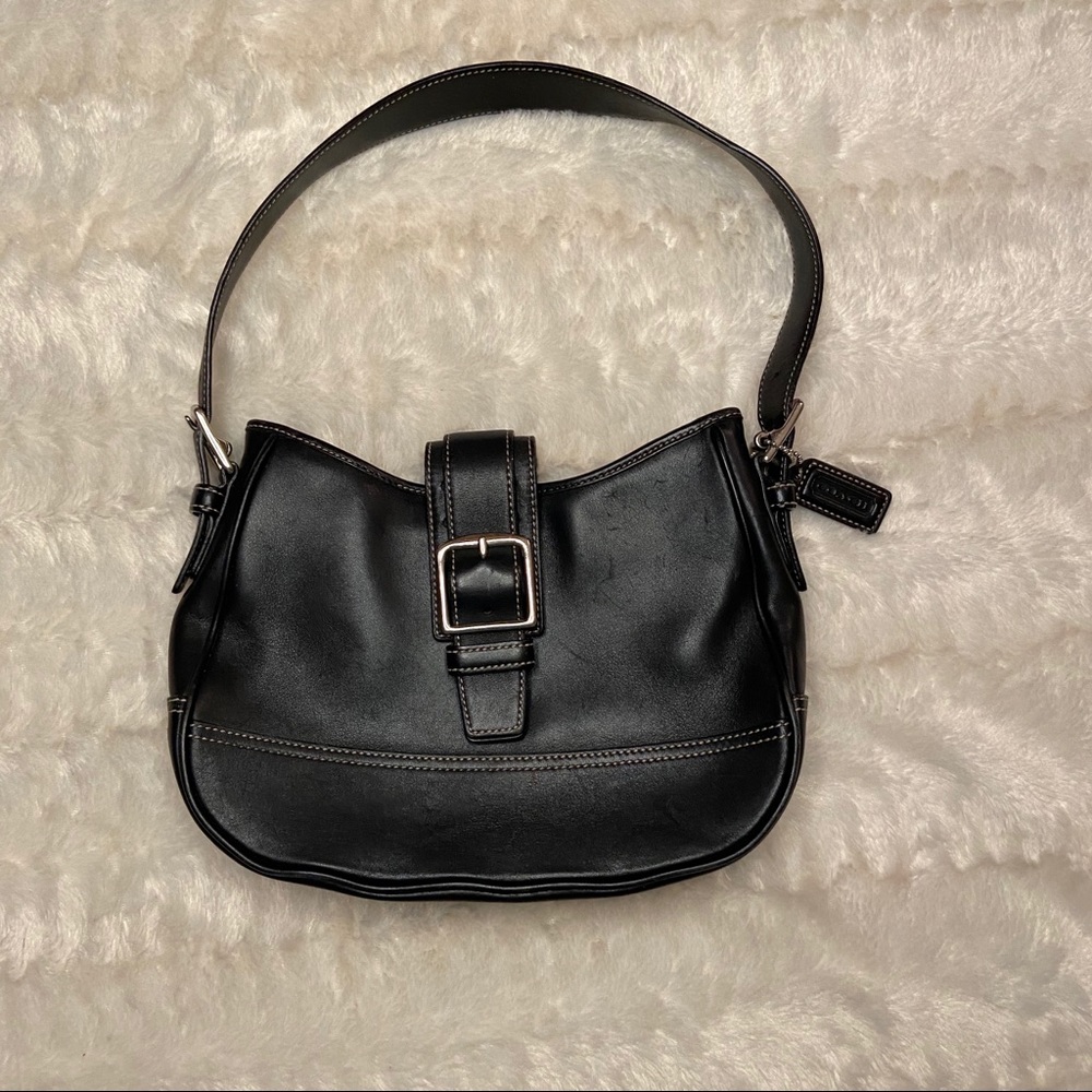 COACH black hand purse!